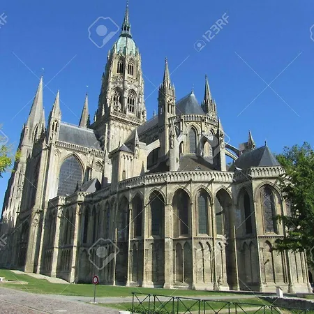 5 Rue Aux Moines Saint-Sever-Calvados